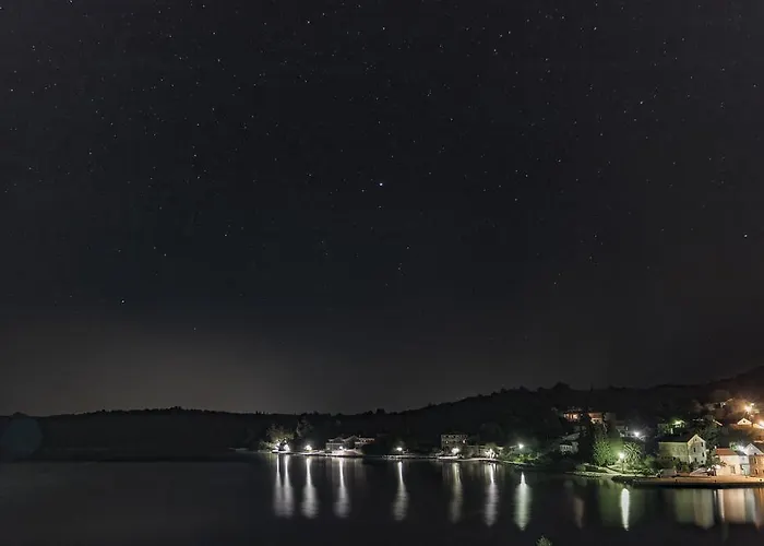 皮奇奇酒店 Luka (Dugi Otok)